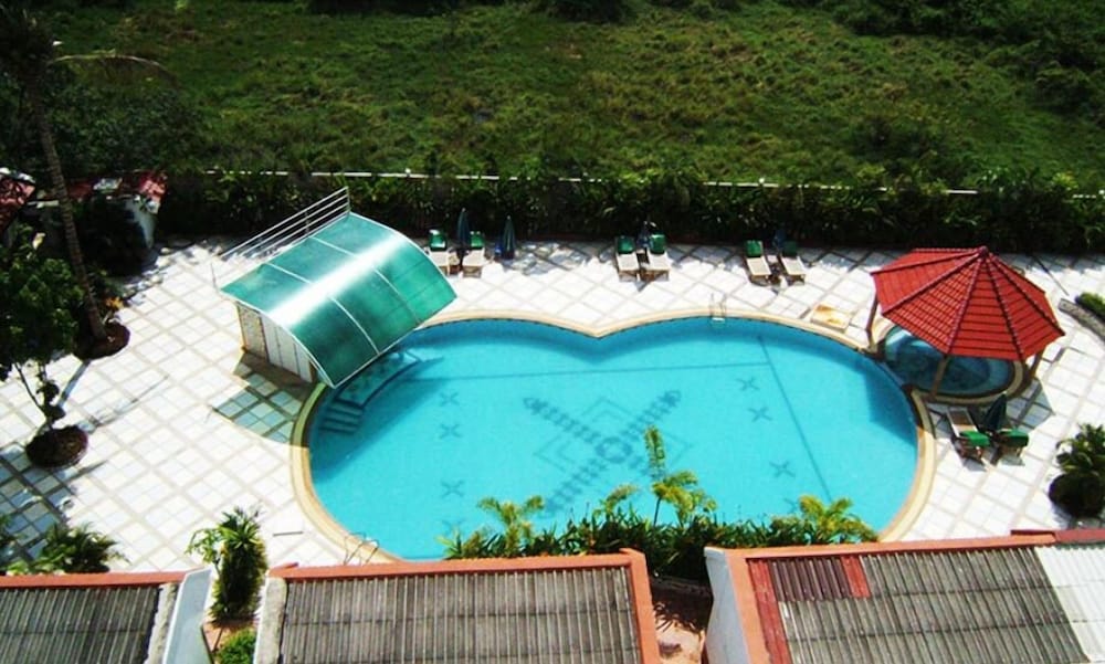 Thepnakorn Hotel 2/48