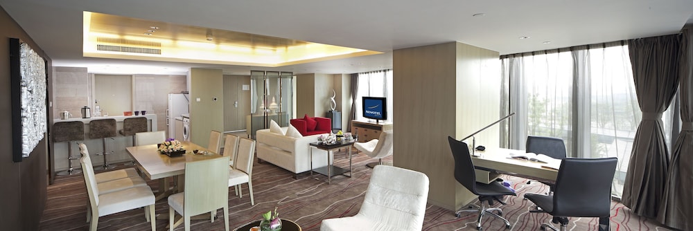 Novotel Nanjing East Suning 63/77