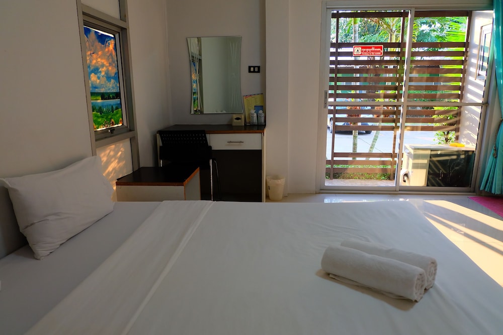 Golden Place Guesthouse 10/18