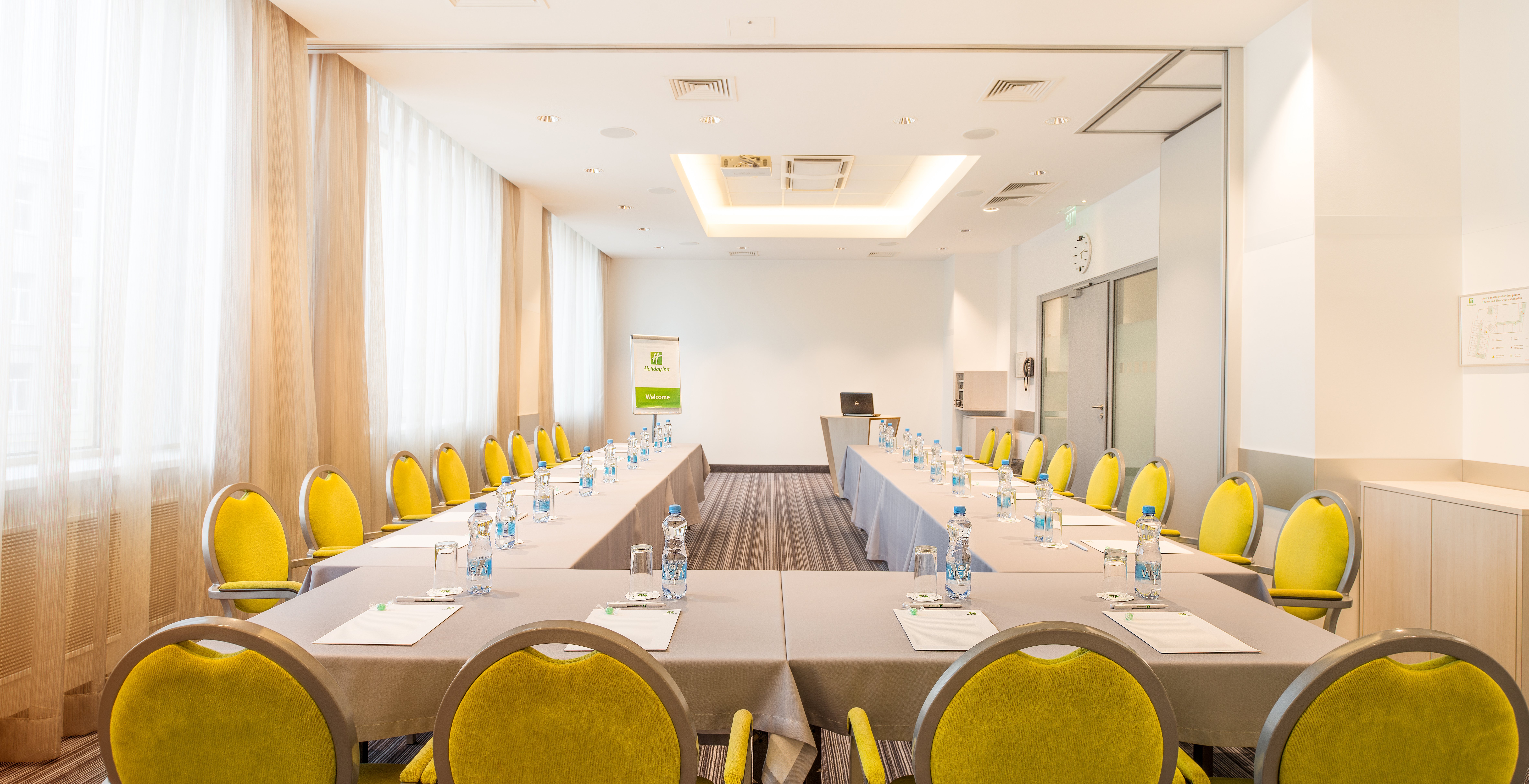 Holiday Inn Vilnius 66/72