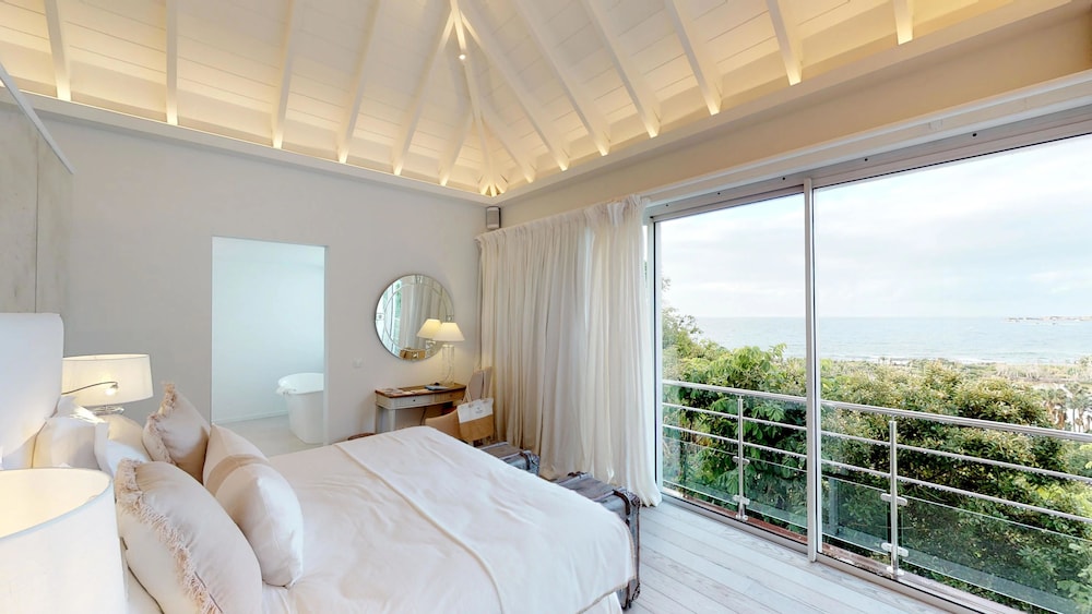 فيلا بسرير كينج وسريرين منفصلين بإطلالة على البحر بغرفتي نوم بمسبح خاص