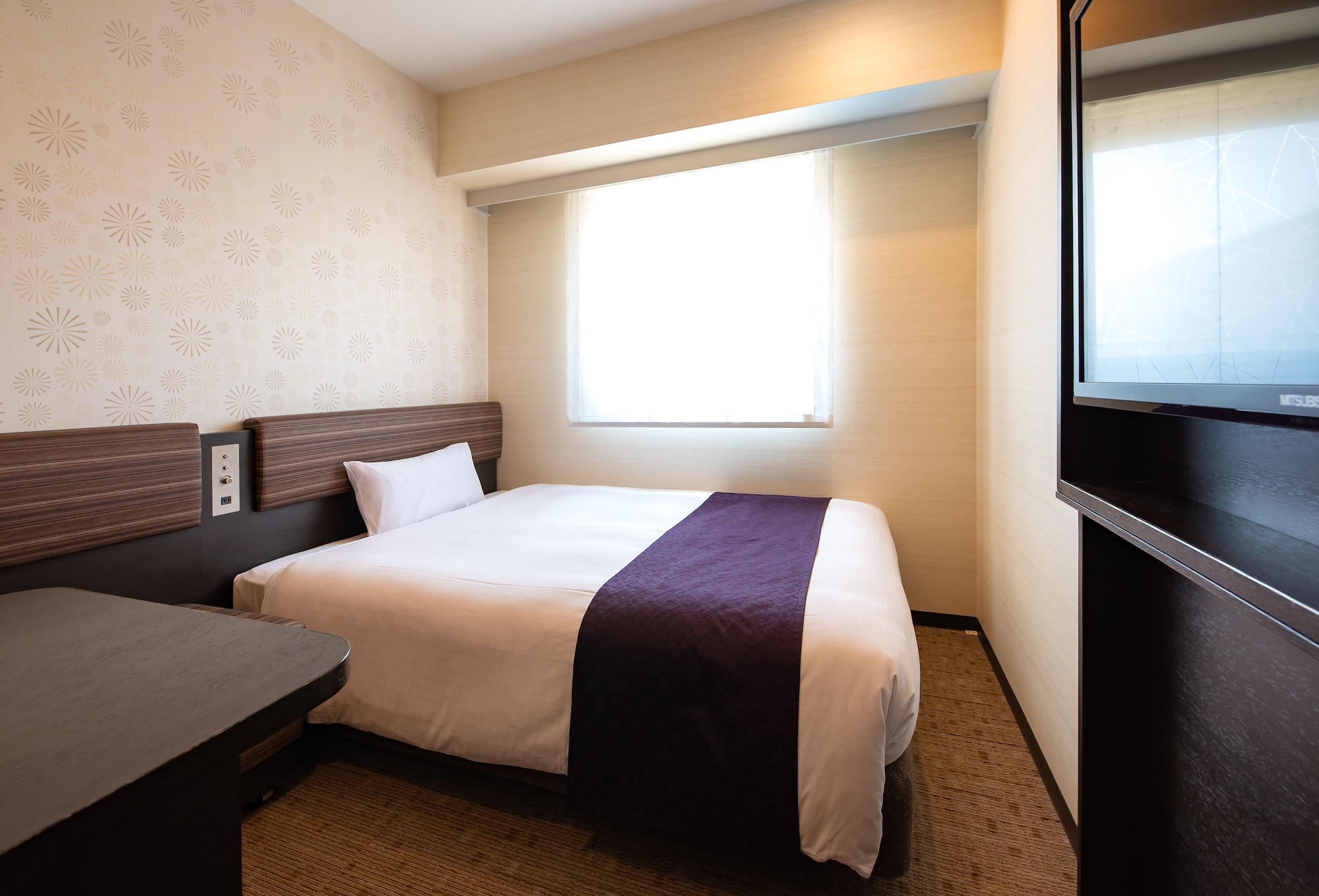 SEMI ROOM, TYPE B, SEMI DOUBLE BED