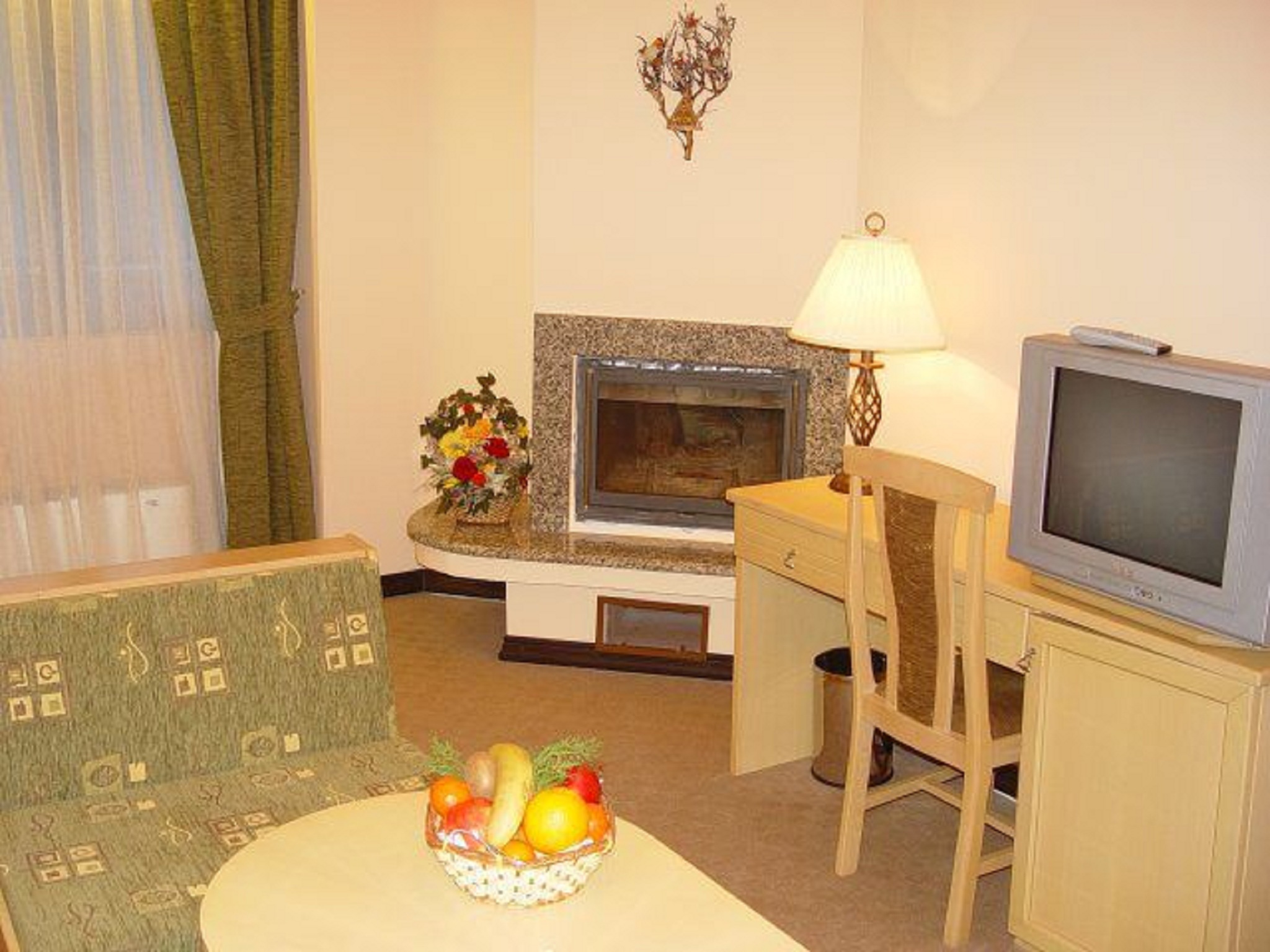 Orphey Hotel 39/42