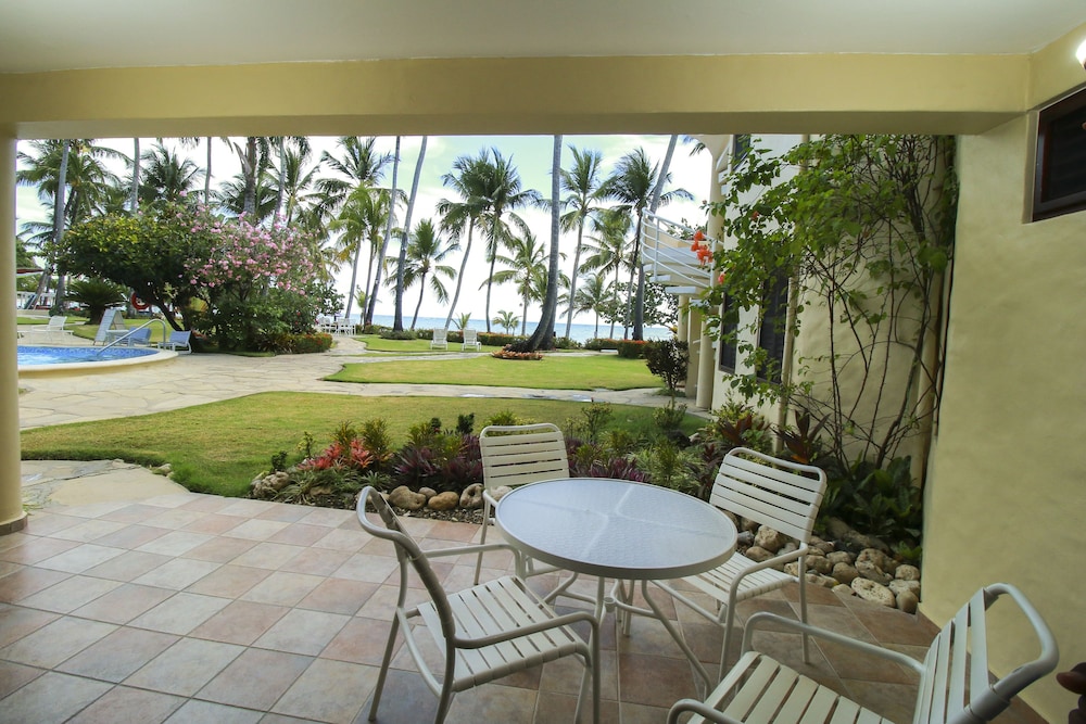 Cabarete Palm Beach Condos 32/50