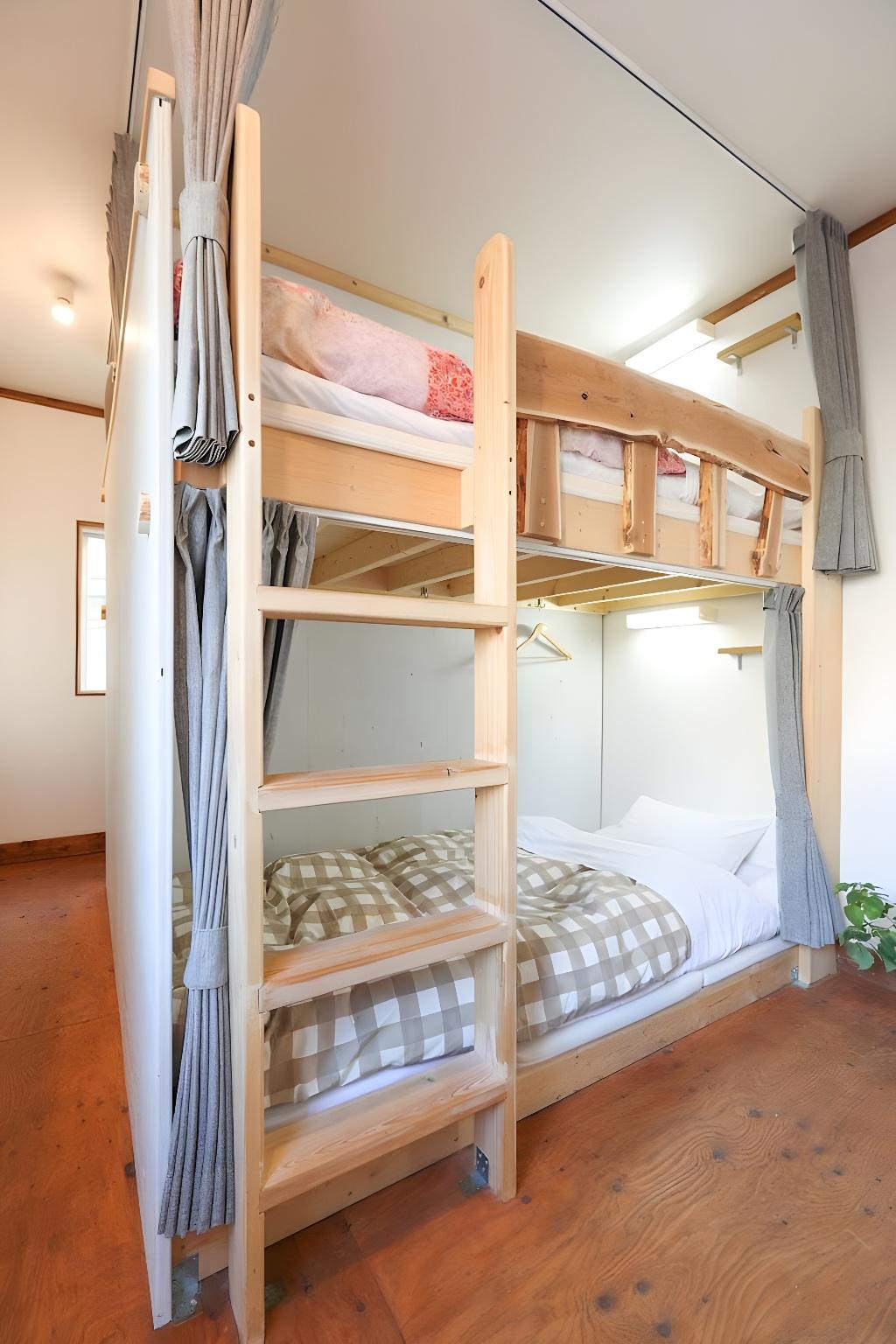 Mixed Dorm, 8 Beds