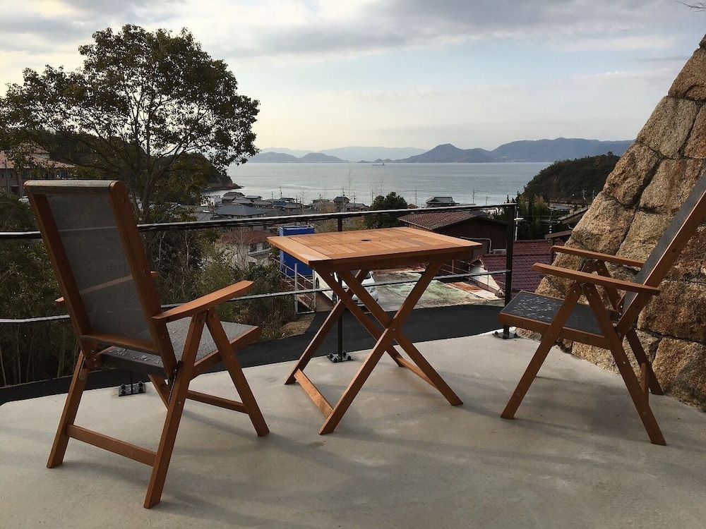 MY LODGE Naoshima 25/50