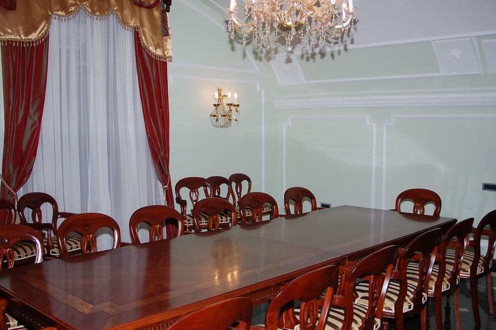 Hotel Leopold I 49/74