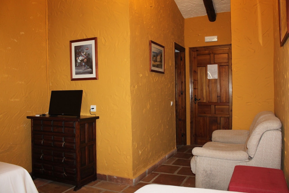 Hotel Hospederia Las Buitreras 49/70