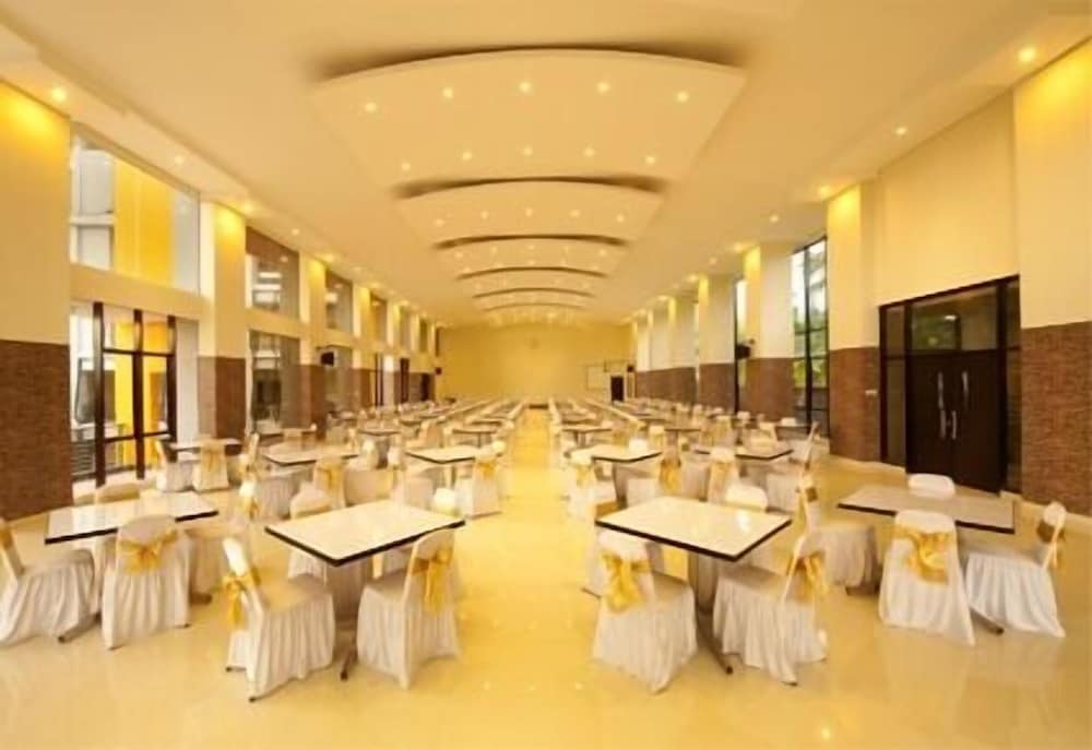Grand Bintang Tawangmangu 14/20