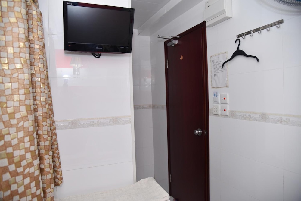 Traveller's Hostel 22/33