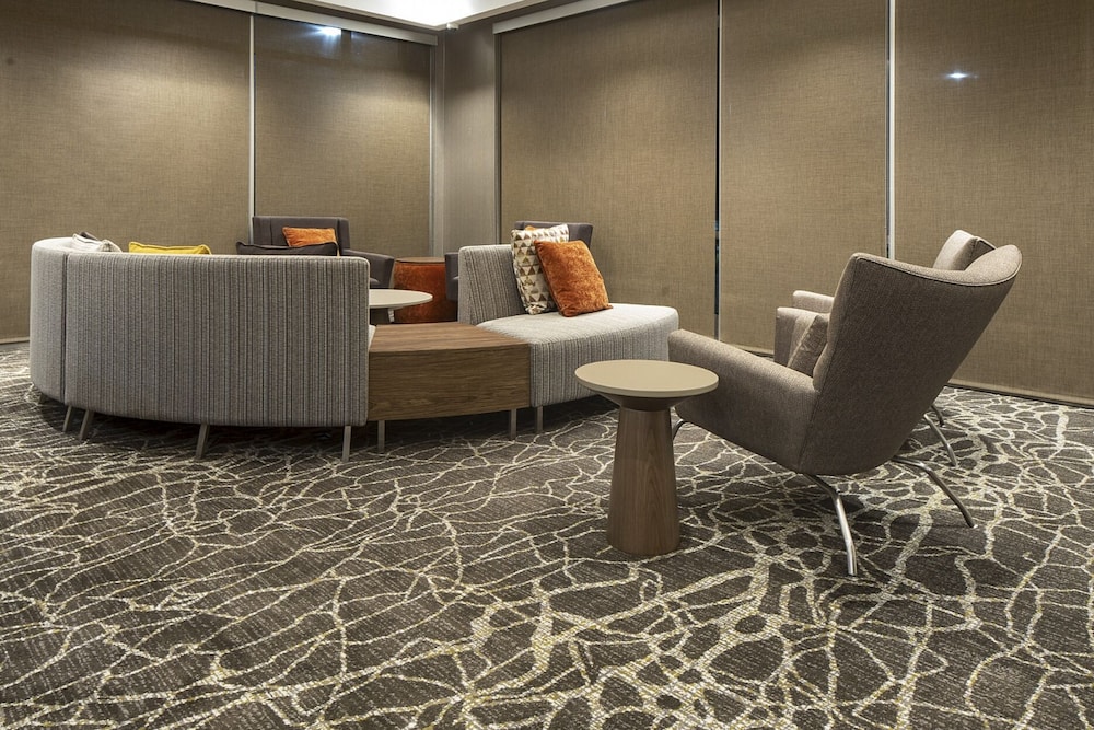 SpringHill Suites by Marriott Charlotte Huntersville 23/42