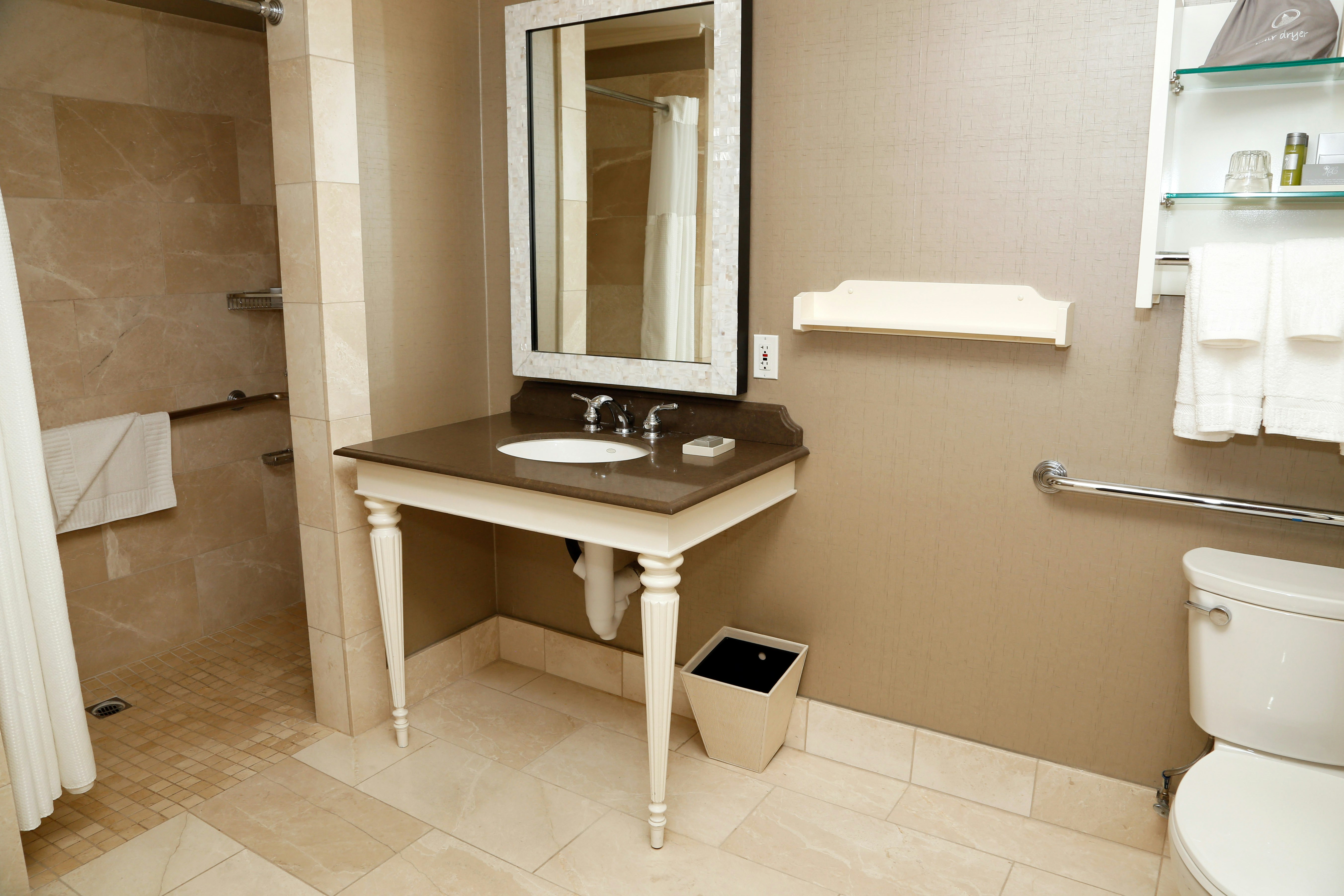 Hotel del Coronado, Curio Collection by Hilton 72/73