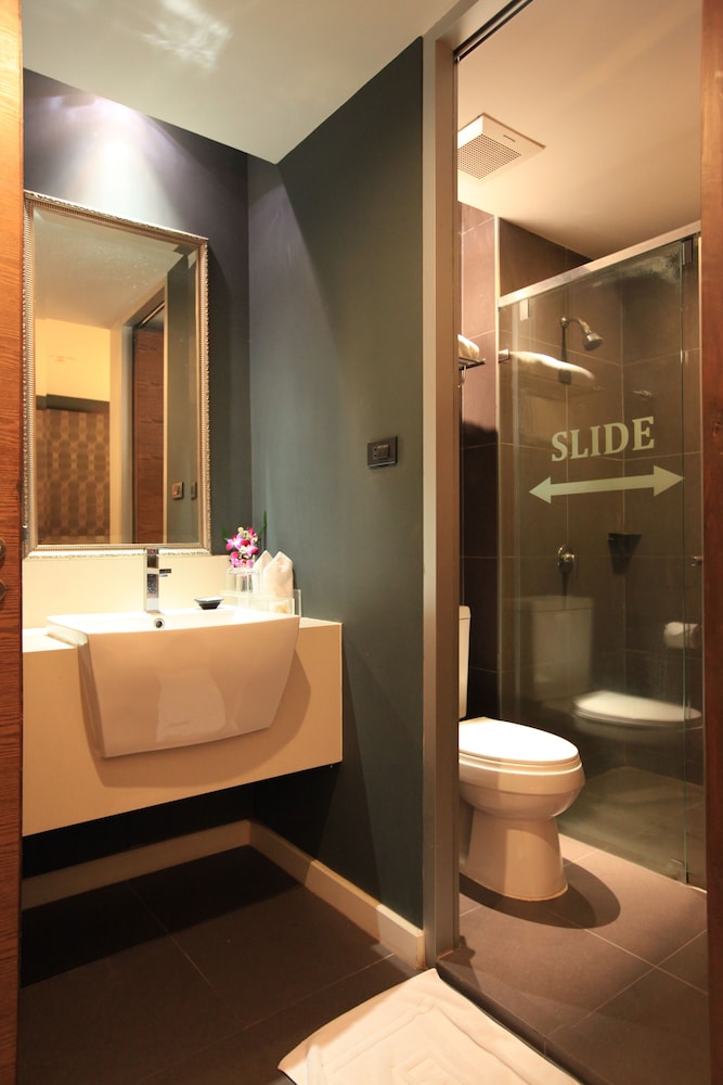 Siam Swana Hotel 12/40