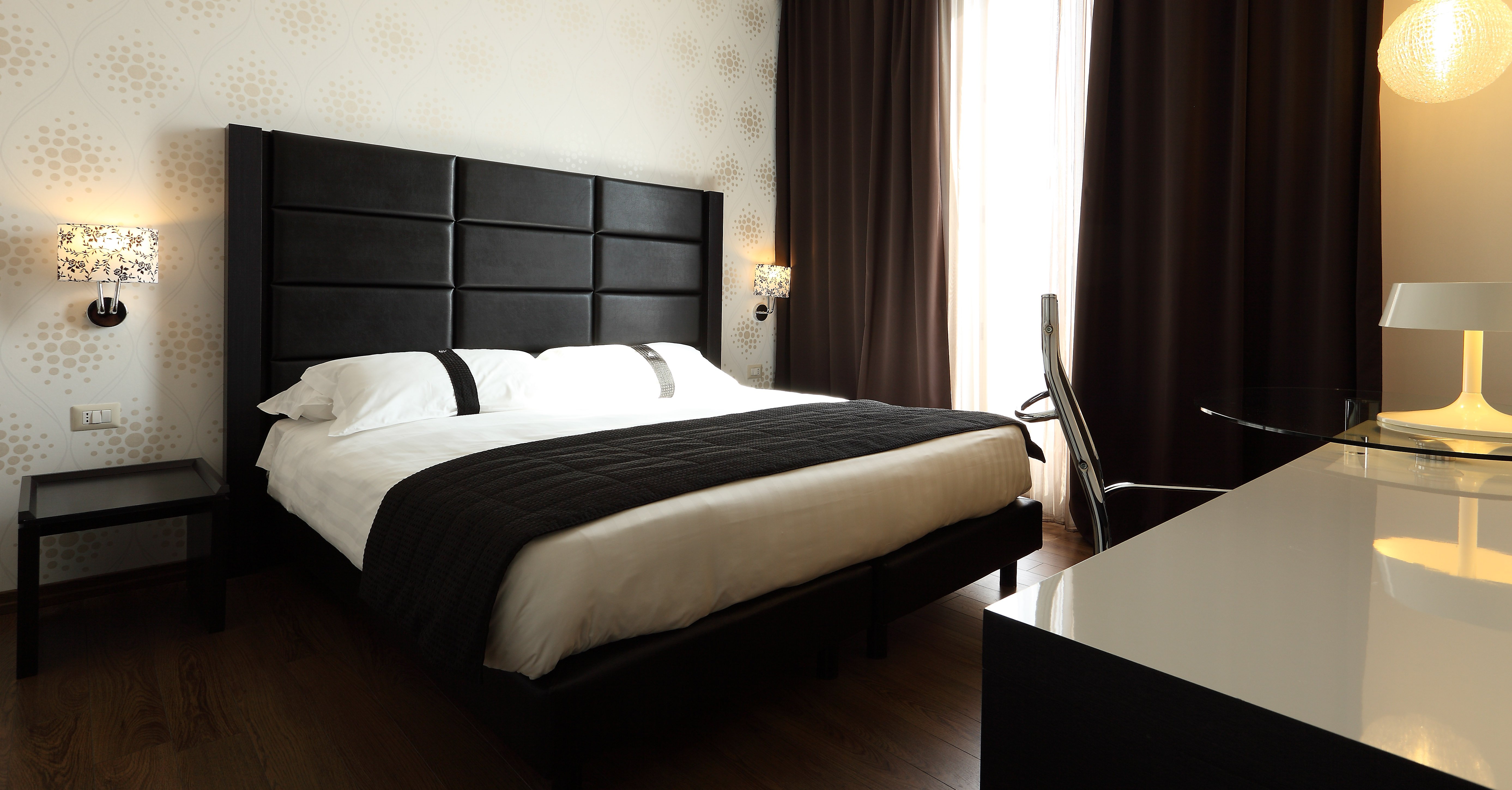 Holiday Inn Genoa City 30/78