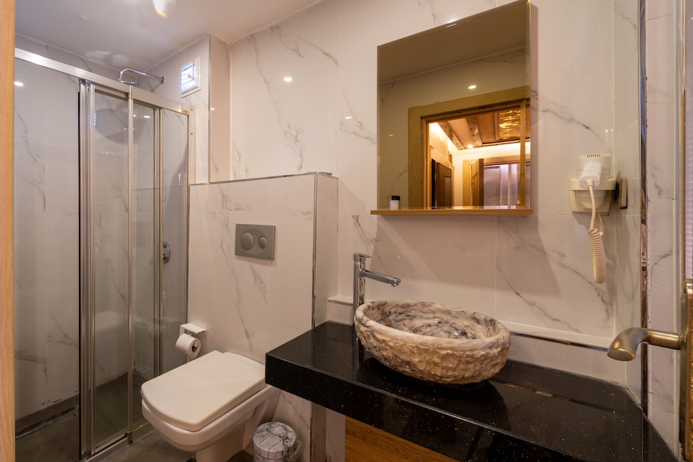 Holiday Business Otel 34/41