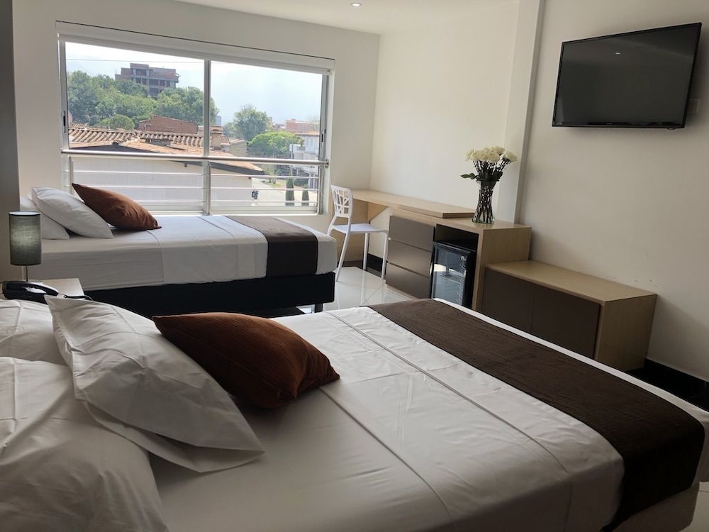 Hotel Csi Medellín 9/22