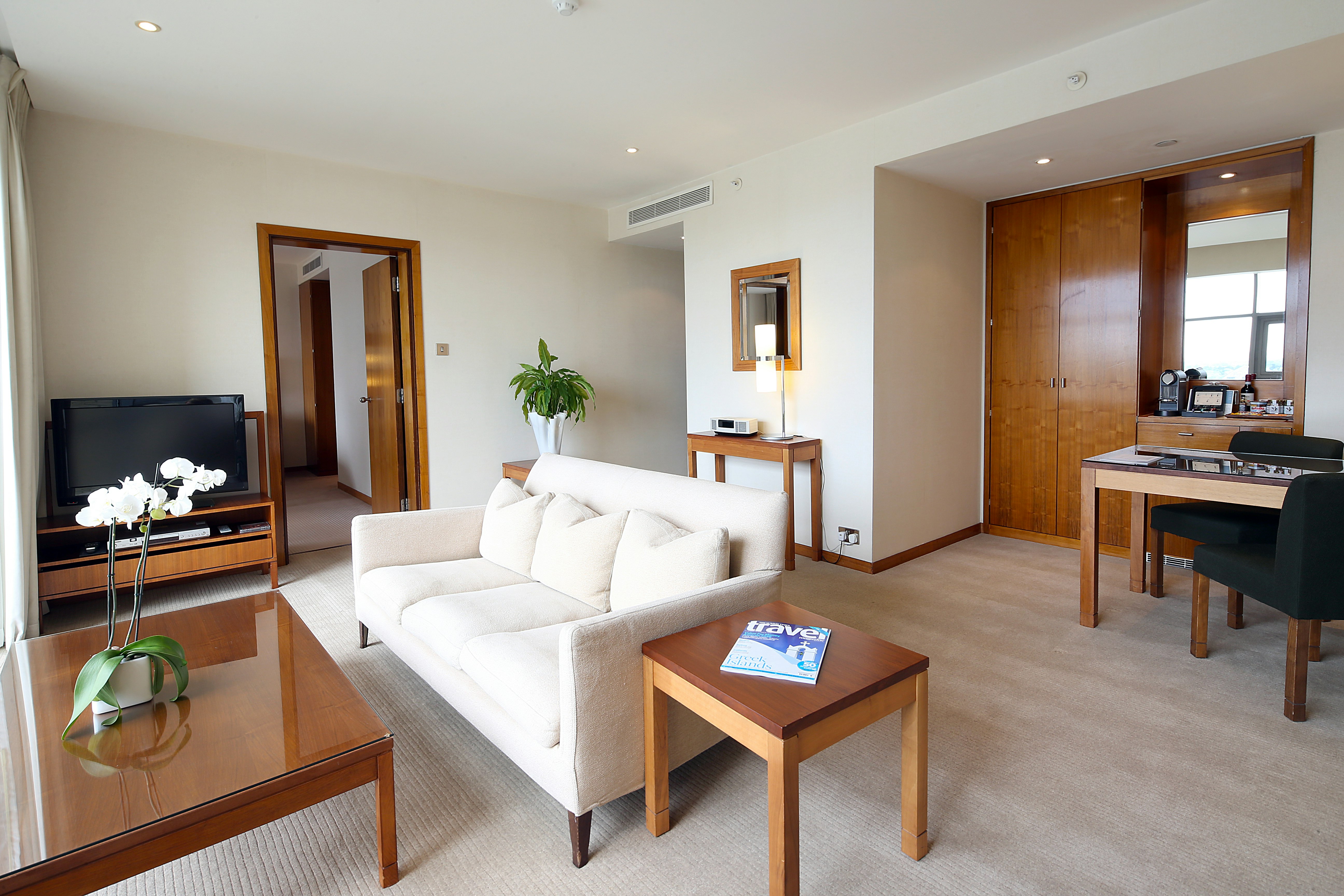 Vignette Collection Canary Riverside Plaza London by IHG 31/60