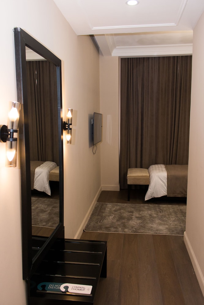 Madison Ave Hotel Bishkek 22/39