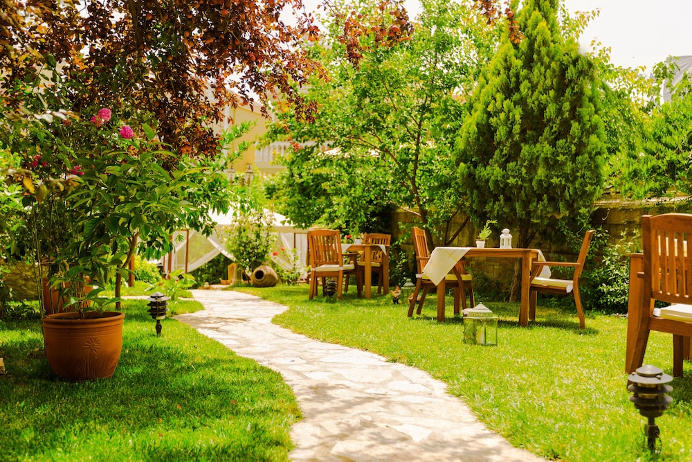 Cunda Esen Hotel 40/50