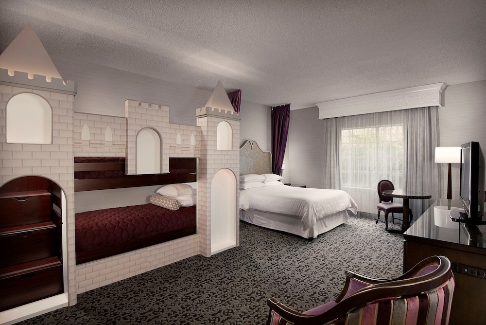 Anaheim Majestic Garden Hotel 48/73