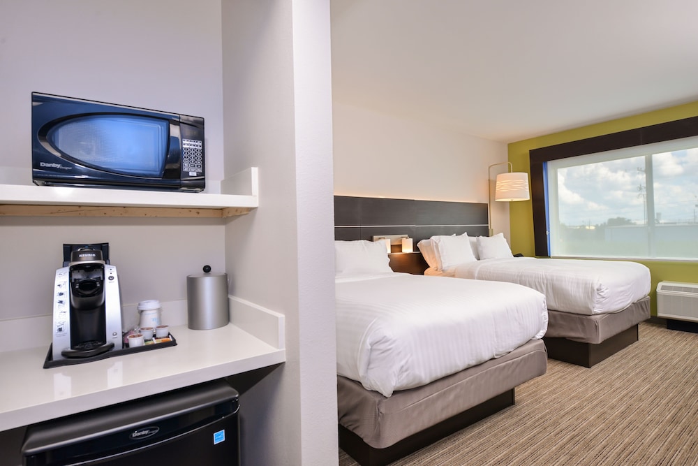 Holiday Inn Express Donaldsonville 15/70
