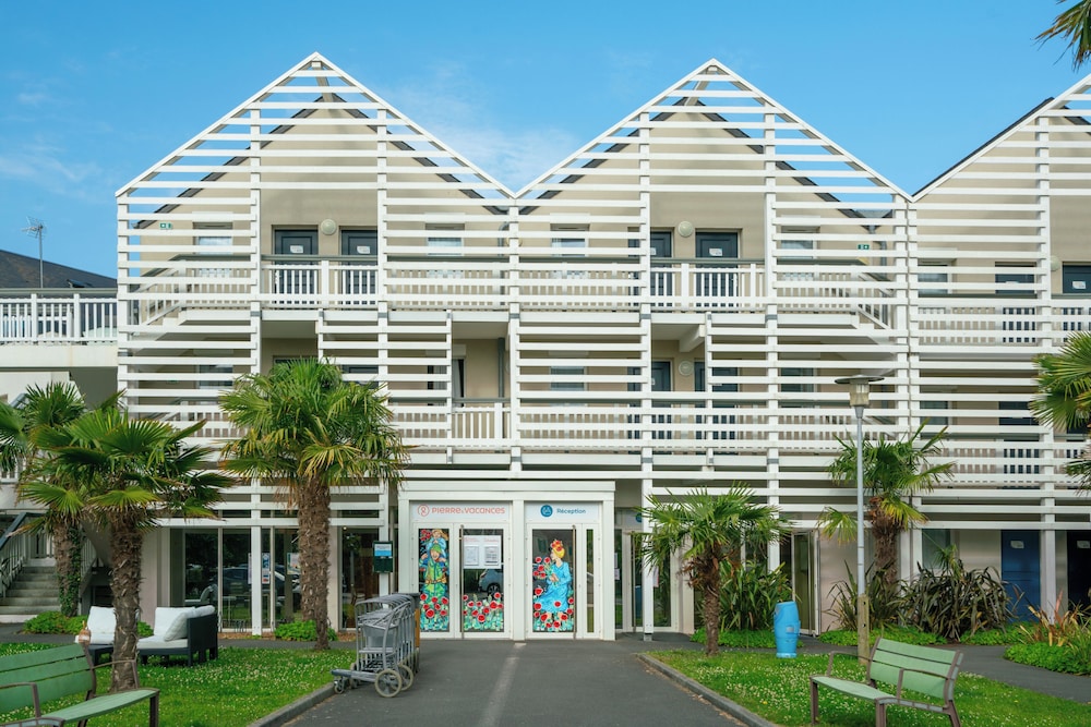 RESIDENCE PIERRE AND VACANCES LE CHANT DES OISEAUX 44/50