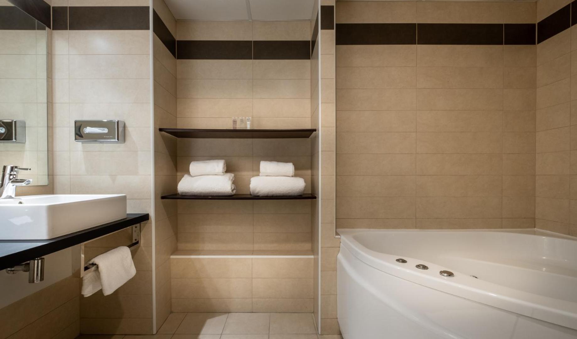 Roof Top, Deluxe, Suite