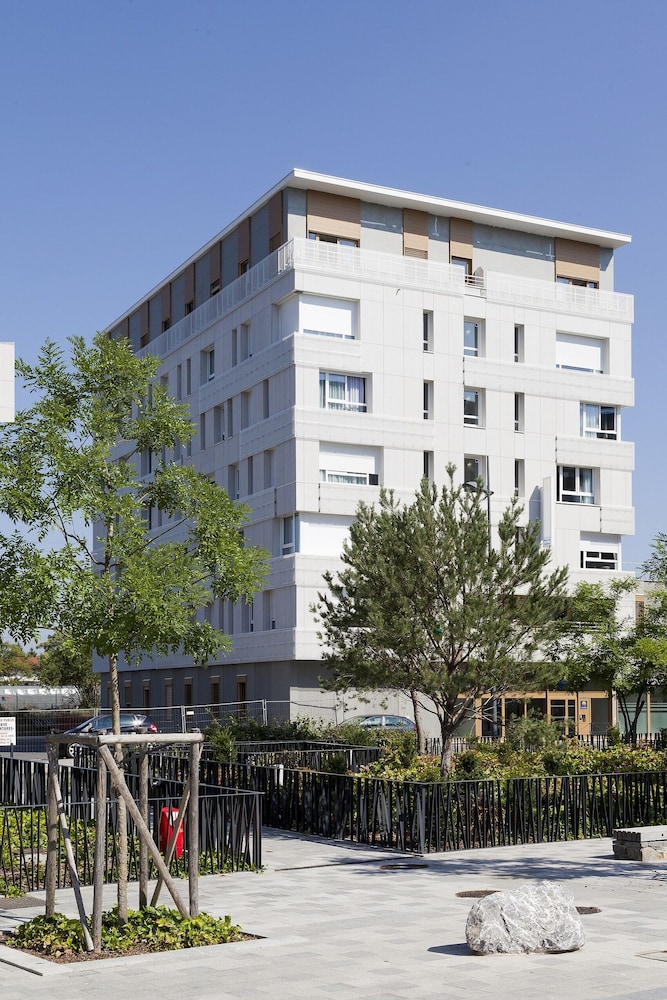 Neho Suites Porte de Geneve Gare Annemasse 3/30