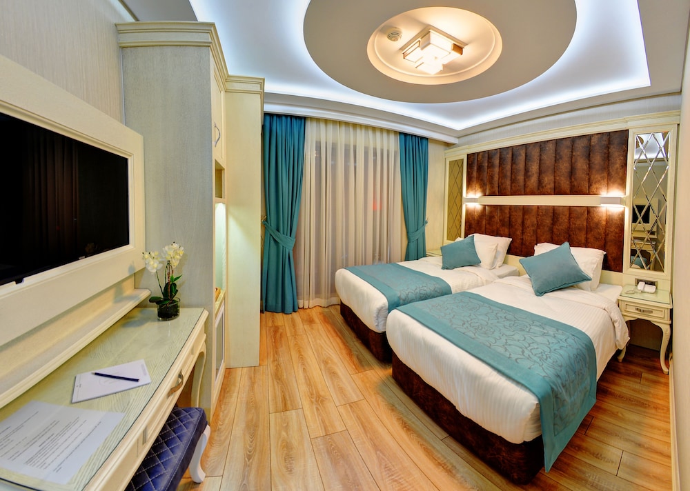 Novel Hotel 18/53