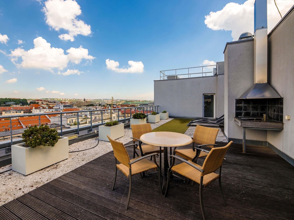 Ibis Praha Old Town 66/70
