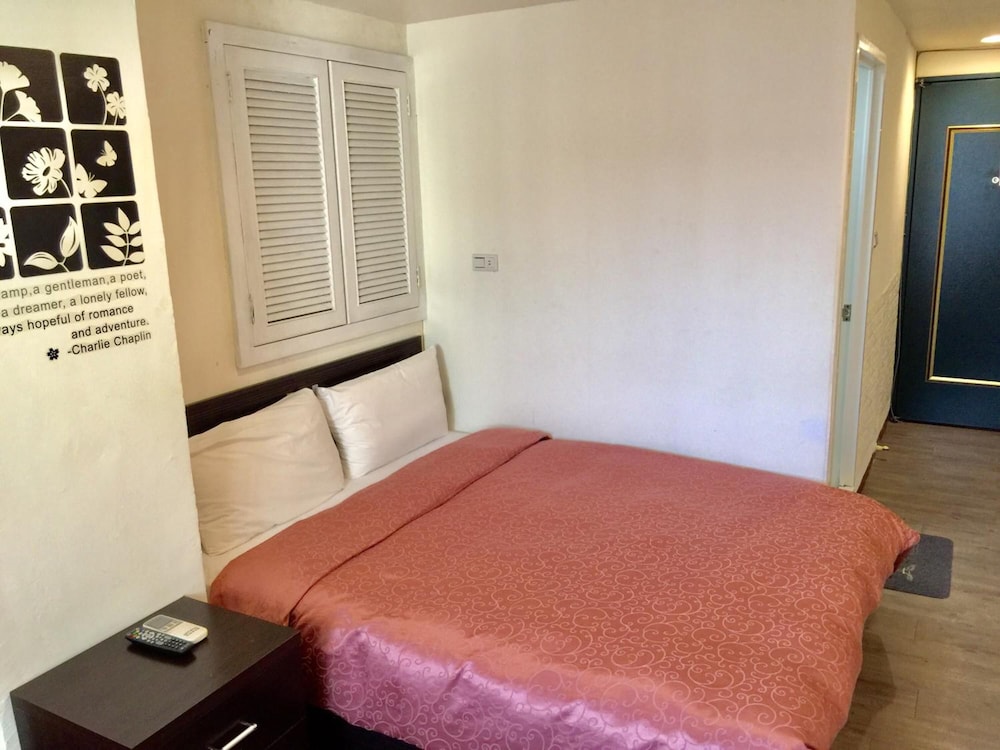 One Plus One Hotel 16/47