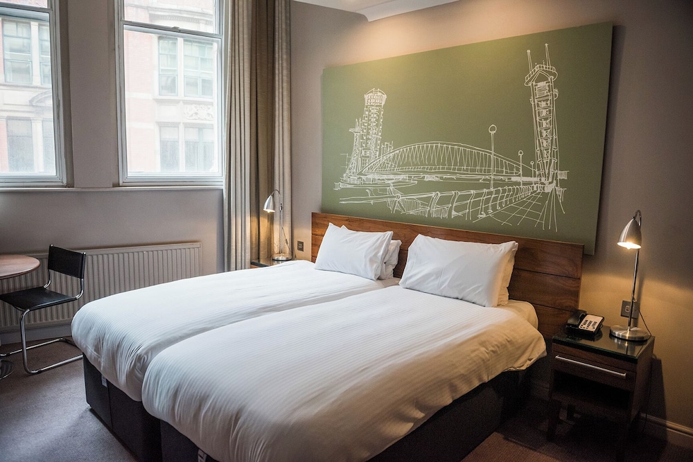 CLASSIC, TWIN BEDS