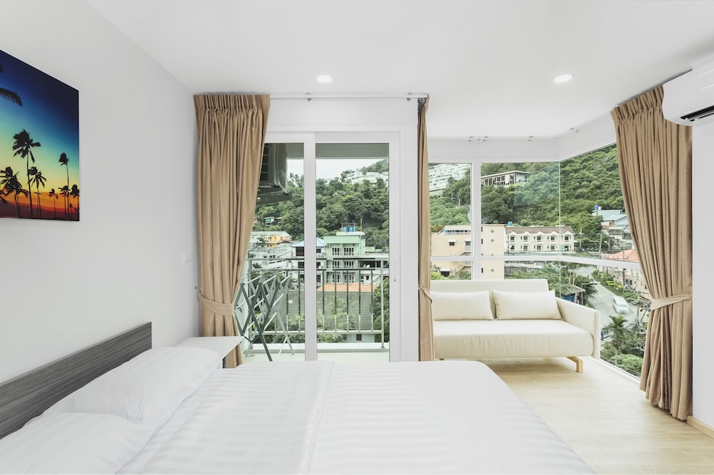 Condo in Kata in Ozone - Unit A708 11/23