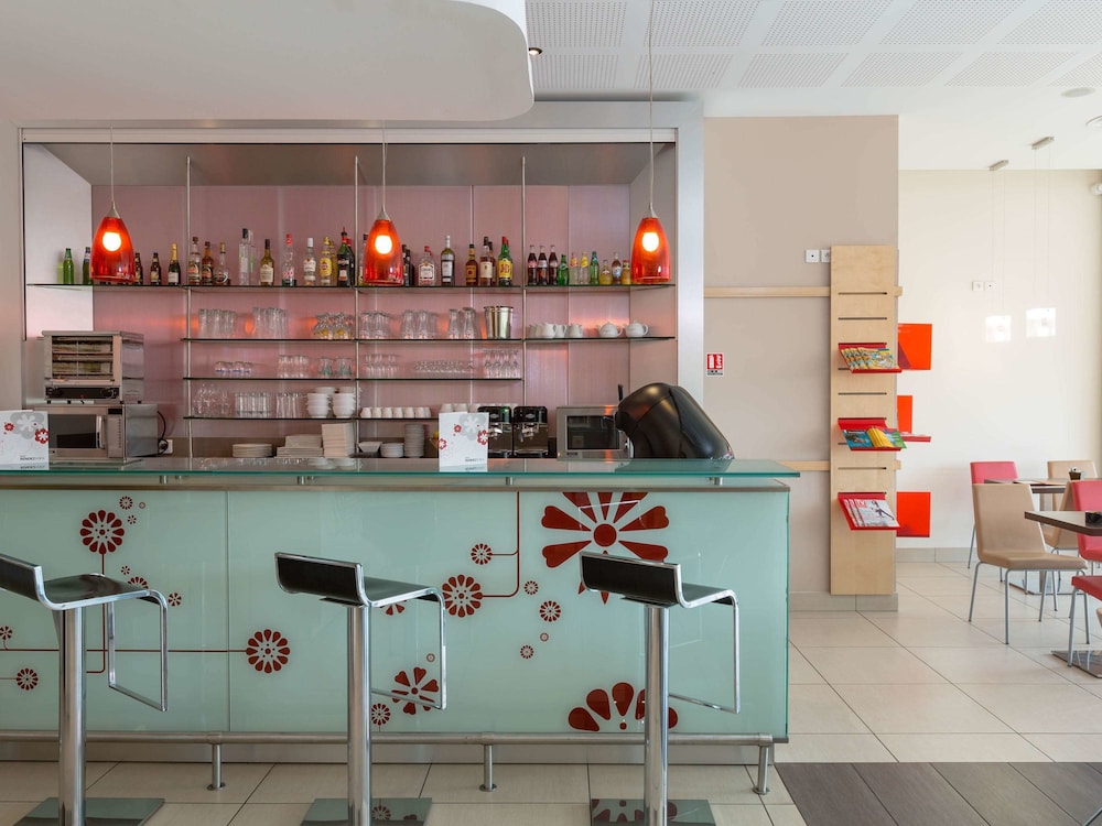 Ibis Guingamp - Coeur De Bretagne 32/63