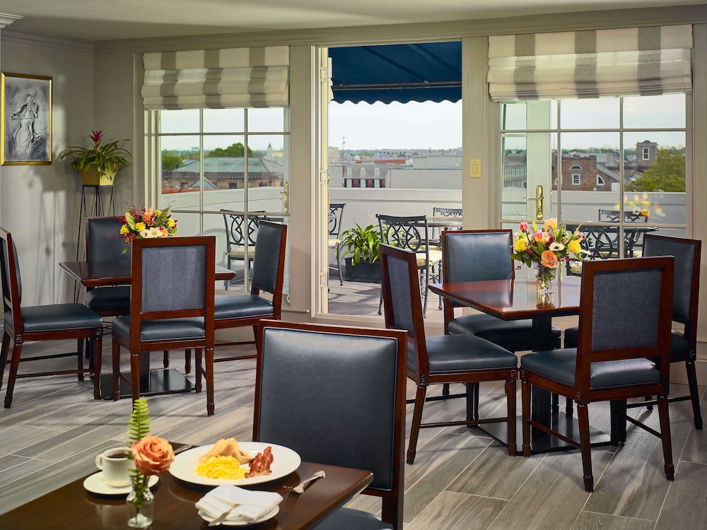 Royal Sonesta Hotel New Orleans 54/62