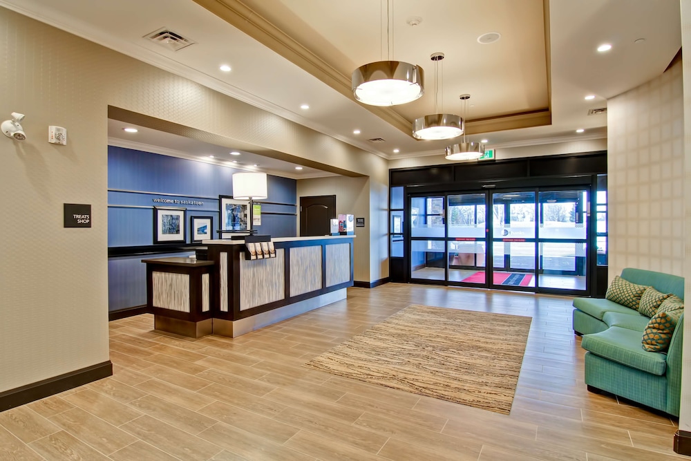 Hampton Inn and Suites by Hilton Saskatoon Airport 13/39