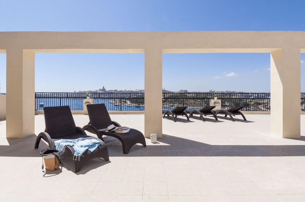 Sliema Hotel by ST Hotels 25/36