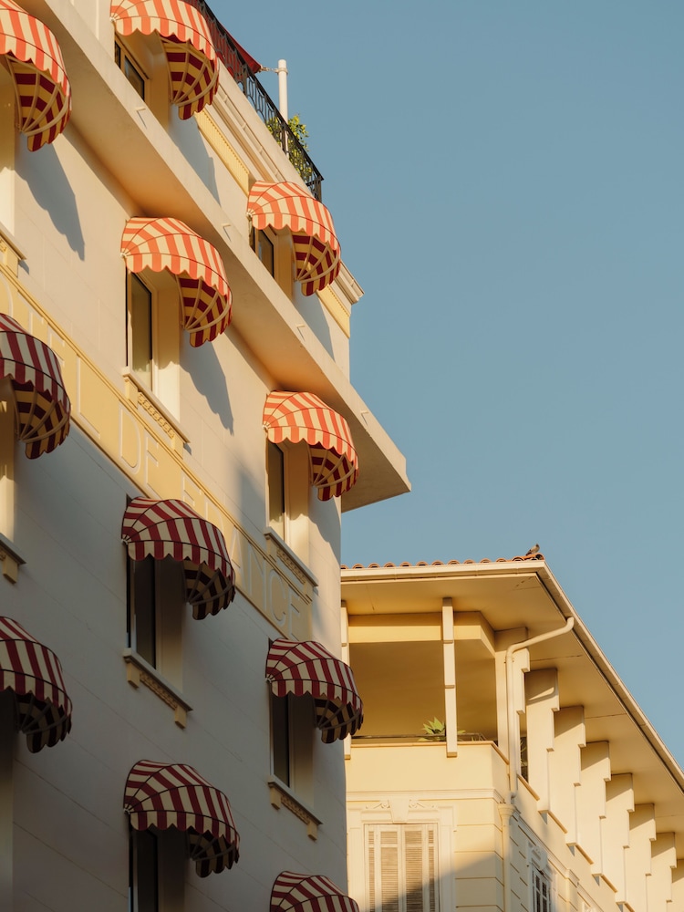De France Cannes 2/50