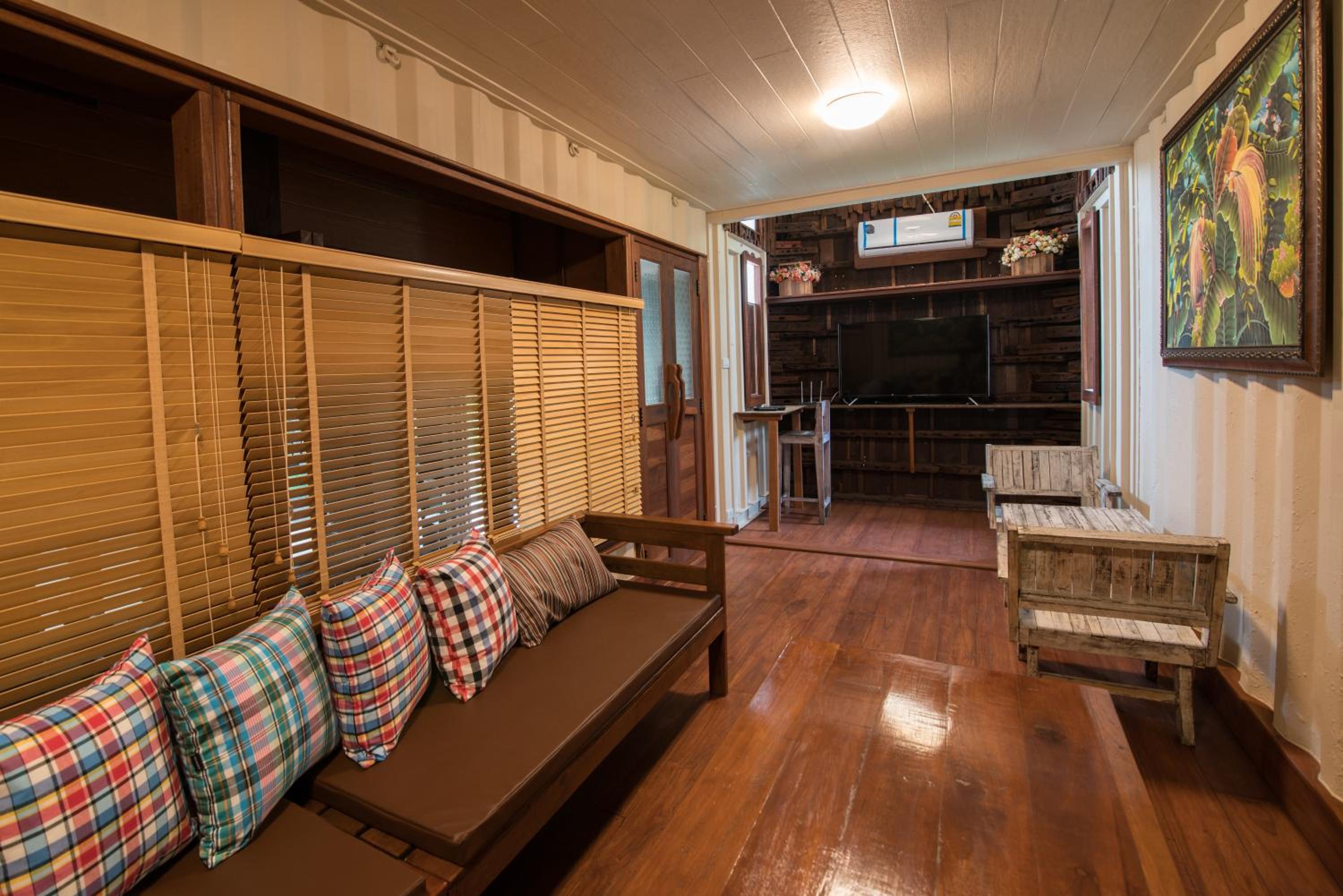 Capital O 1001 Suankaew Art Cottage 34/50