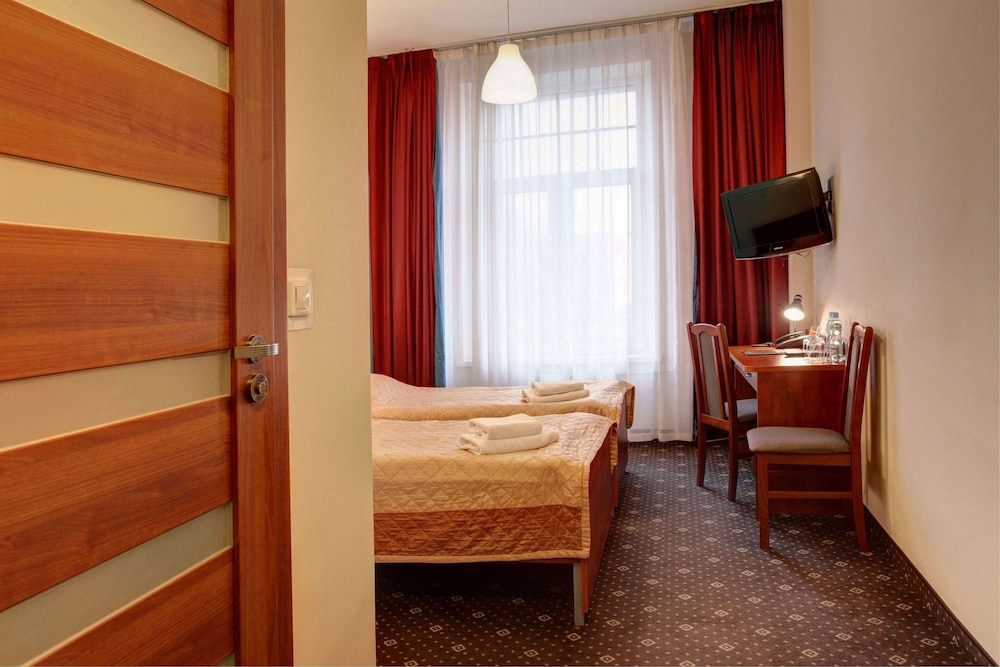 Lothus Hotel 32/45