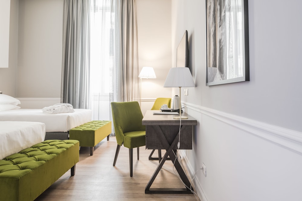 Palazzo Castri 1874 Hotel 64/72