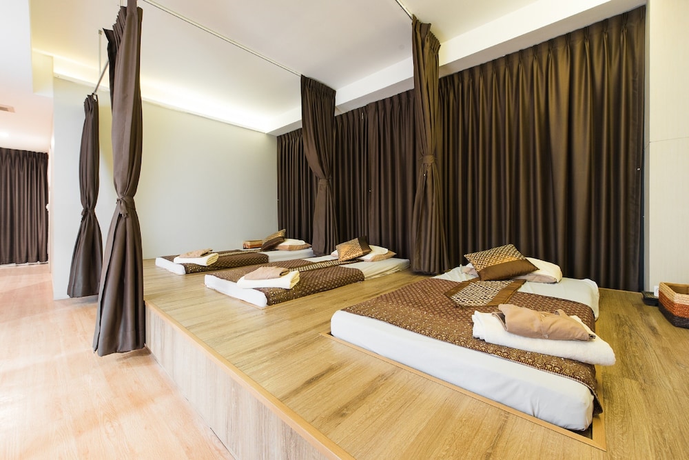 Siam Mandarina Hotel Formerly Grand Inn Come Hotel Suvarnabhumi Airport 37/74