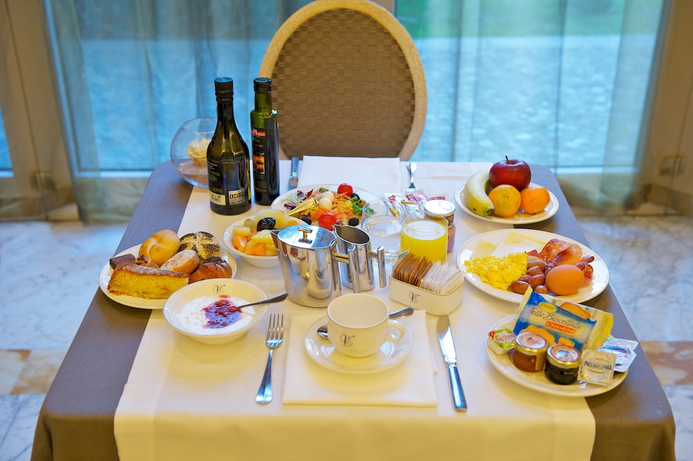 Grand Visconti Palace Hotel 60/75