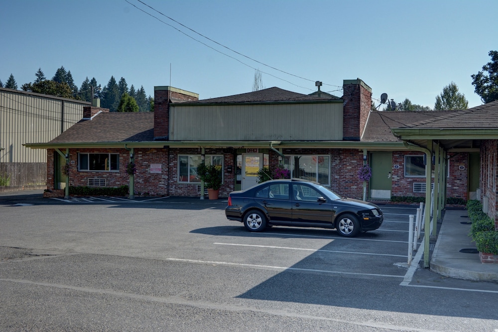 The Inn At Salmon Creek 17/23