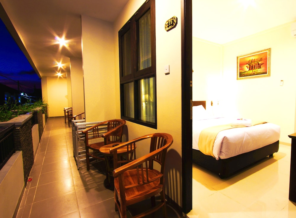 MANGGAR INDONESIA HOTEL & RESIDENCE 12/43