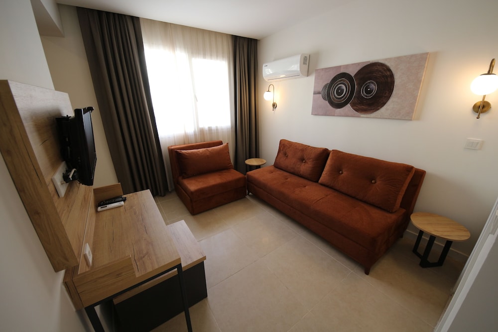 Spilos Gumuldur Hotel 19/22