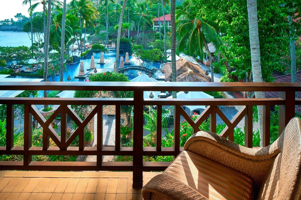 SHERATON SENGGIGI BEACH RESORT 9/75