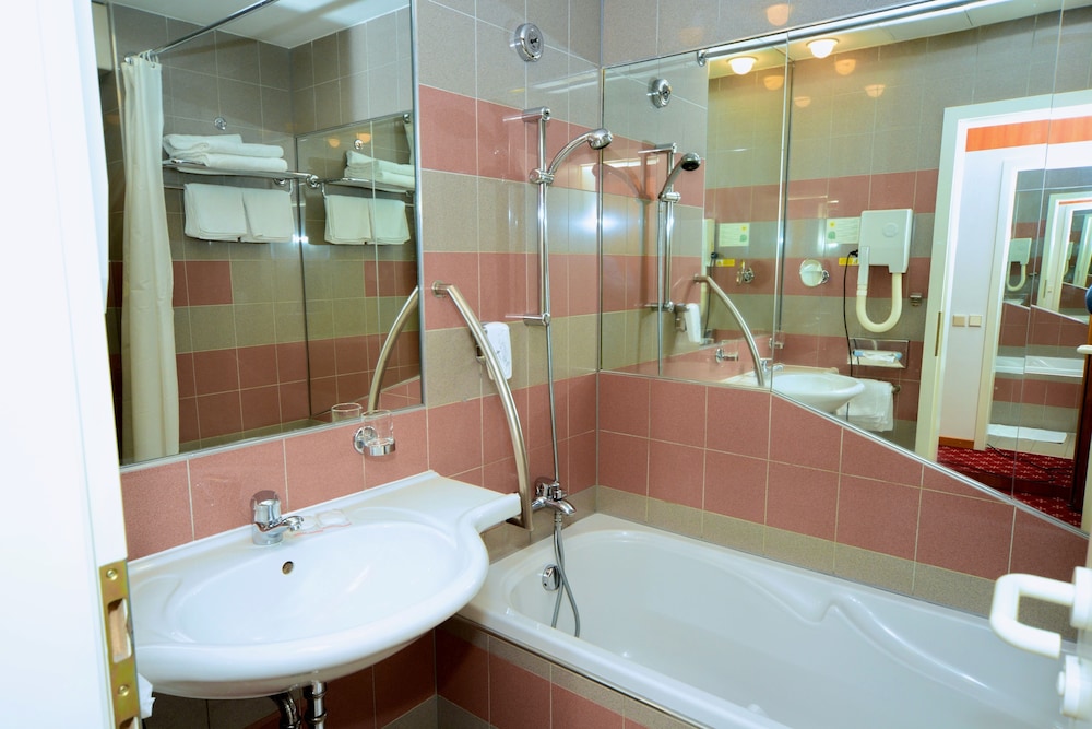 Orea Spa Hotel Cristal 39/41