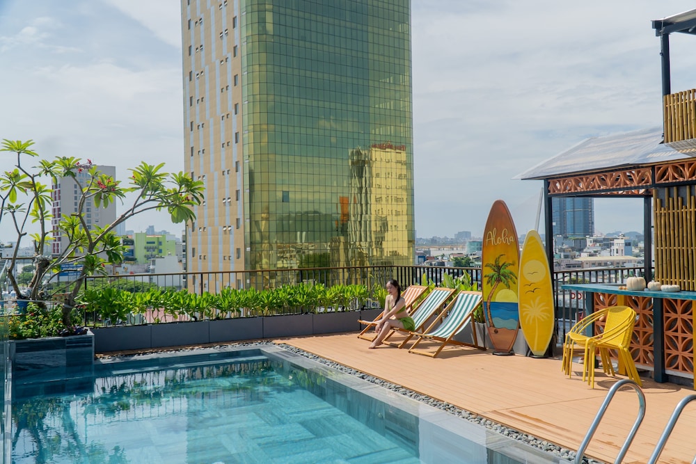 Seahorse Signature Danang Hotel by Haviland 25/50