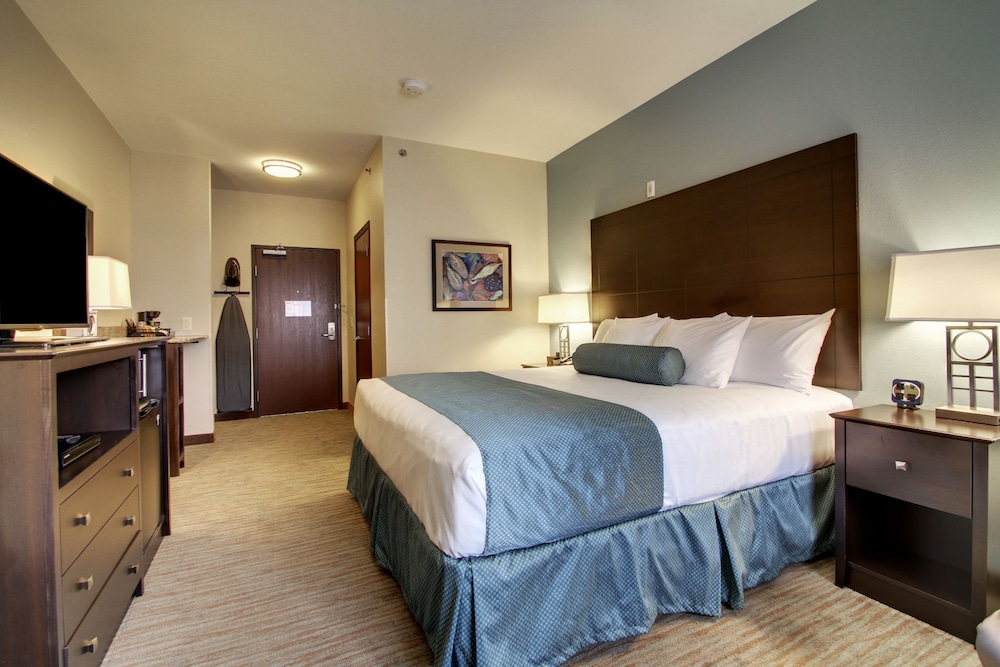 Cobblestone Inn and Suites - Fort Dodge, IA 12/33
